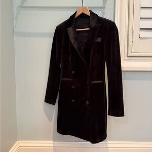 Elegant Black Velvet Jacket